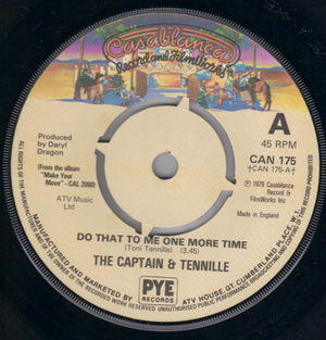 CAPTAIN & TENNILLE , DO THAT TO ME ONE MORE TIME / DEEP IN THE DARK - push out centre 