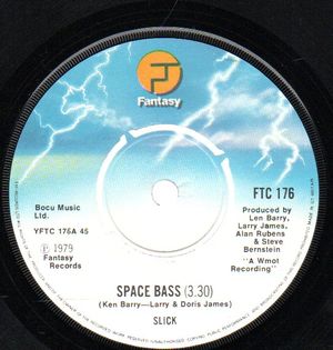 SLICK   , SPACE BASS / THE WHOLE WORLD IS DANCING 