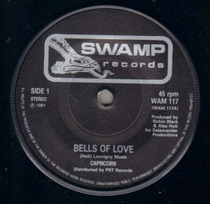 CAPRICORN, BELLS OF LOVE / A WALK IN THE SNOW (looks unplayed)