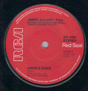 JAMES GALWAY, ANNIES SONG / SERENADE (solid centre)
